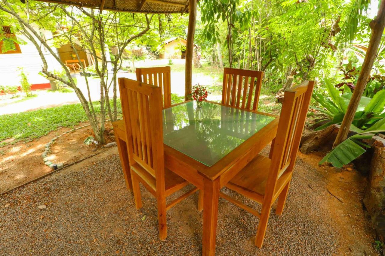 Pahalagawattha Homestay Habaraduwa Central Exteriör bild